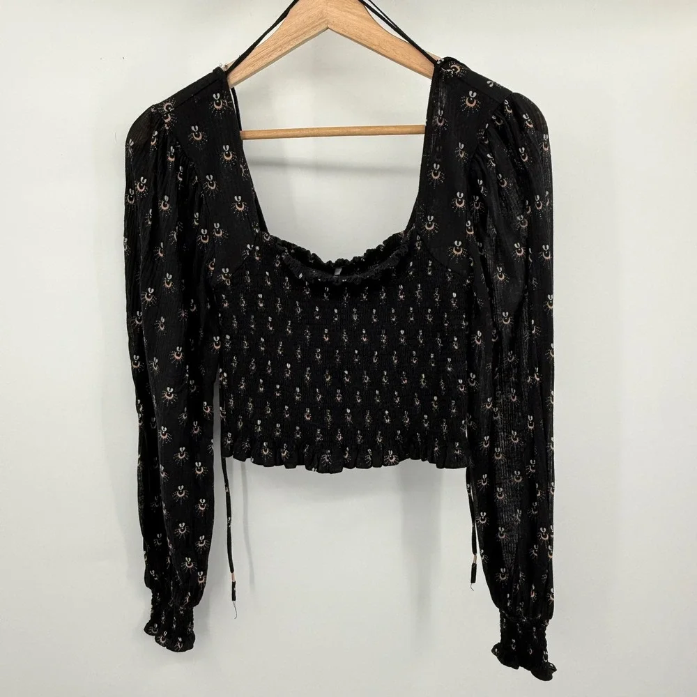 Free People‎ Smocked Celestial Crop Top Womens XS Black Moon Sun Long Sleeve EX